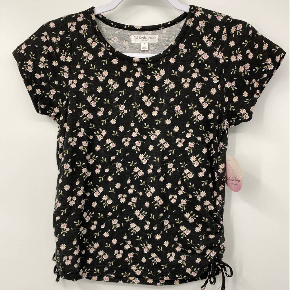 Full Circle Trends Junior's Floral Short Sleeve Shirt Top NEW Size Large (14)
